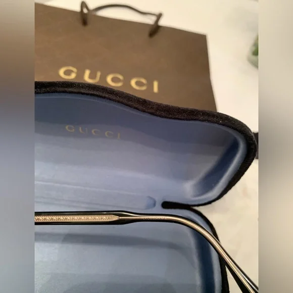 Authentic Gucci sunglasses GG0195SK - Picture 4 of 4